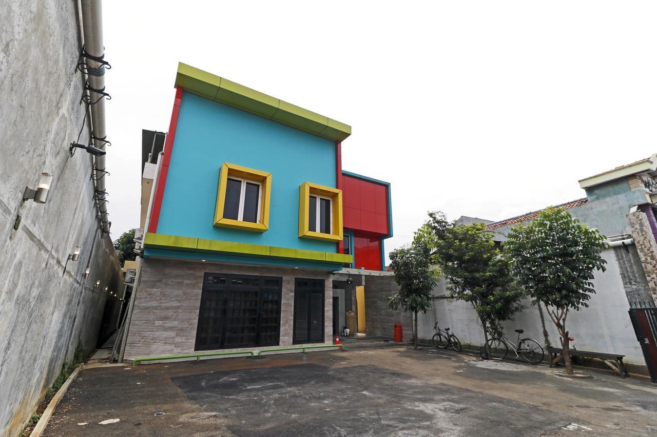 Reddoorz Plus Near Halim Perdanakusuma 2 Jakarta Exterior foto